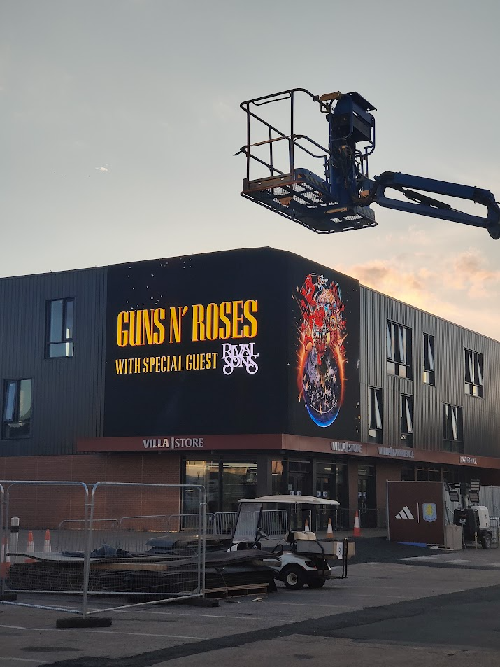 Stadium Site Crew and Plant Operators